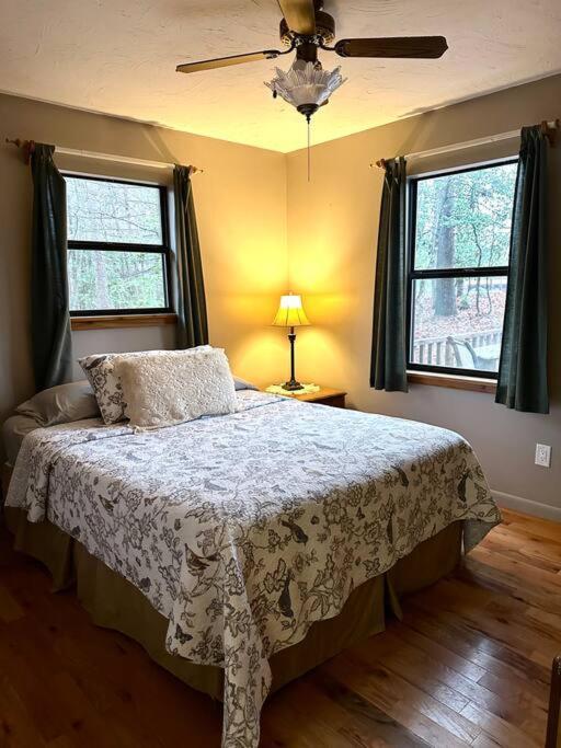 Private Cozy Cabin In The Woods With Great View Murphy Ngoại thất bức ảnh